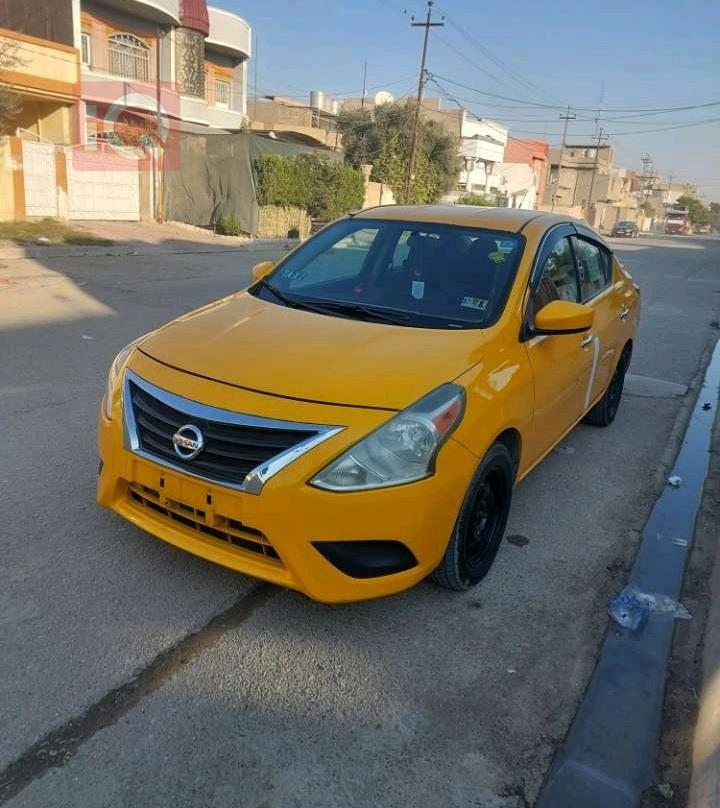 نيسان فيرسا